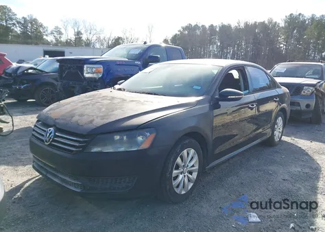 2012 Volkswagen Passat 2.5L S из США, поврежденный, VIN 1VWAH7A30CC080995